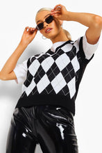 Load image into Gallery viewer, Check Knitted Tank Top
