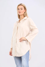 Charger l'image dans la galerie, Oversized Shirt Dip Hem
