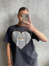 Load image into Gallery viewer, PARIS Dogtooth Heart Graphic Printed T-Shirt
