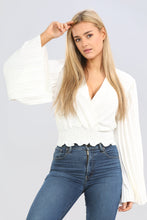 Load image into Gallery viewer, White Pleated Long Sleeved Top
