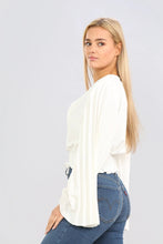 Load image into Gallery viewer, White Pleated Long Sleeved Top
