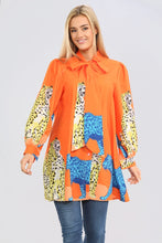 Load image into Gallery viewer, White Pussy Bow Printed Long Blouse
