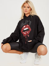Load image into Gallery viewer, Read My Lips Graphic Fleeced Hoodie

